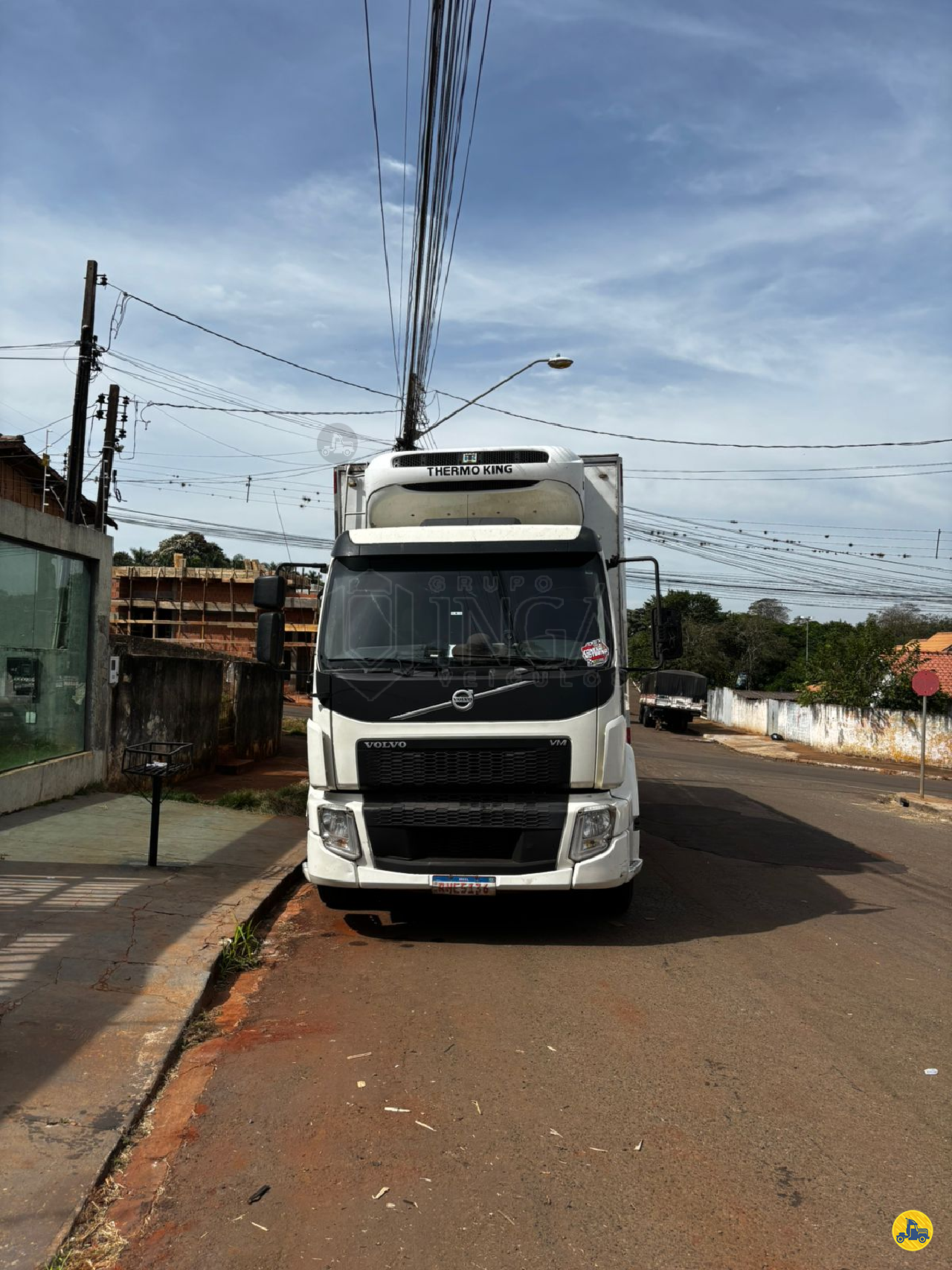 CAMINHAO VOLVO VOLVO VM 330 Baú Frigorífico Cavalo 8x2 Ingá Veículos - Mercedes Benz Matriz MARINGA PARANÁ PR